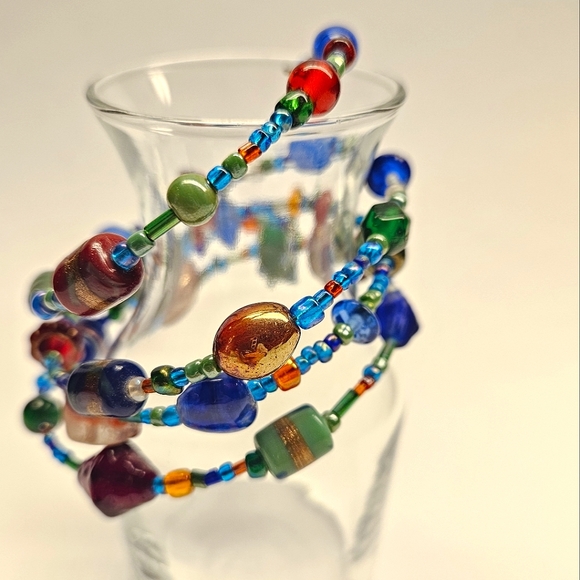 Glass Bead Memory Wire Bracelet - Picture 2 of 7